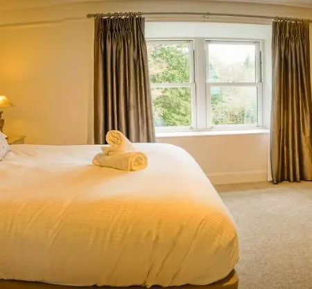 The Oaks Country House Bed & Breakfast *